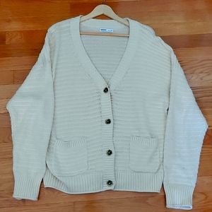XL CREME CARDIGAN